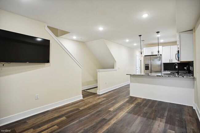 Foto del edificio - 5 br, 4 bath Duplex - 2009 N 17th St Unit 1