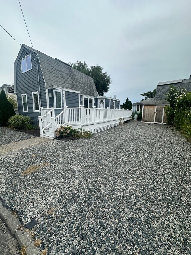 Primary Photo - 80 Post Island Rd