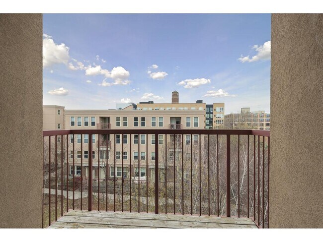 Foto del edificio - 675 N 1st Street 404