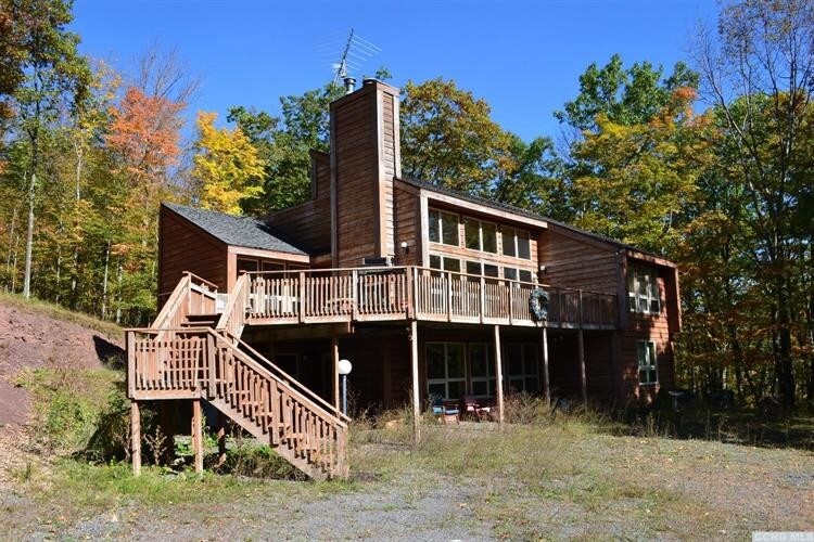 Foto principal - 146 Summit Rd