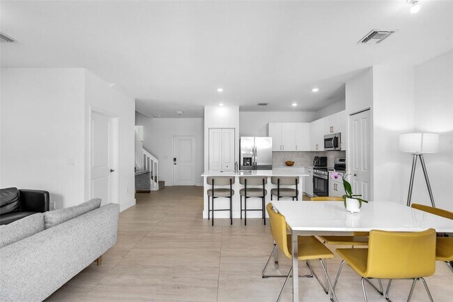 Foto del edificio - 11927 NW 46th St