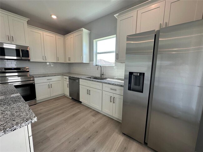 Foto del edificio - 26465 Barranquilla Ave