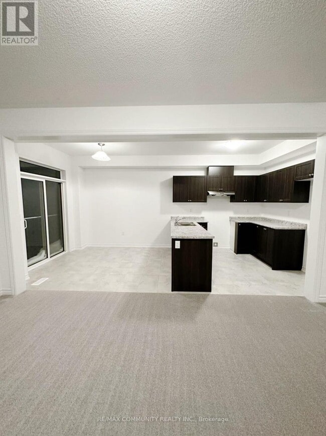 Building Photo - 100 Stocks Ave.