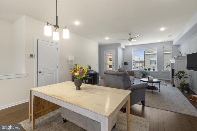 Foto del edificio - 2146 Kensington Ct