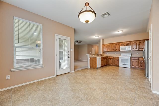 Foto del edificio - 2701 Mockingbird St