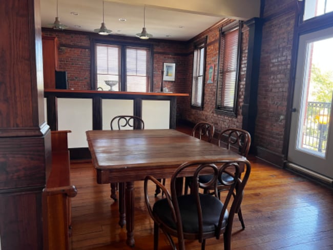Foto del edificio - 2737 W Cleveland St
