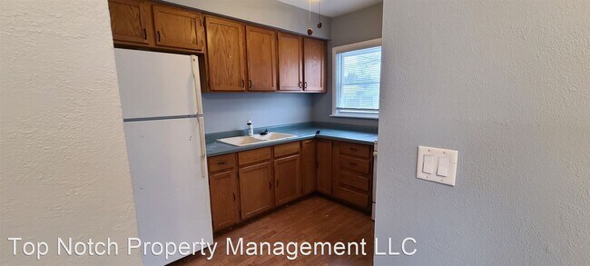 Foto del edificio - 2 br, 1 bath House - 2316 N Michigan Ave