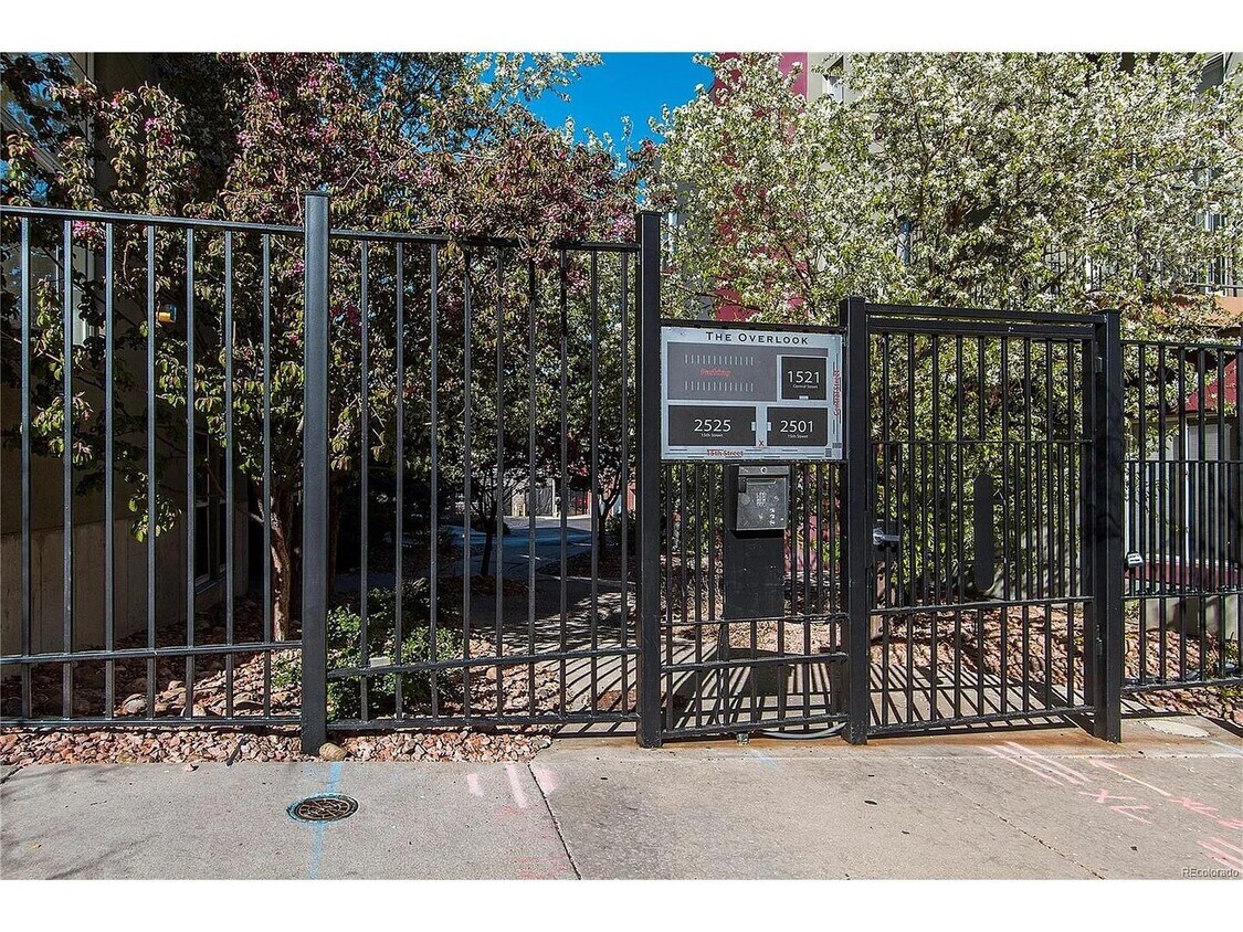 Foto principal - Great LoHi Condo - License #2023-BFN-0073421
