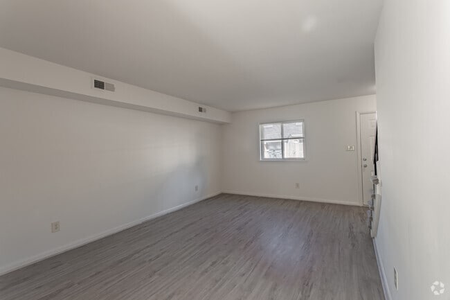 2BR,1.5BA,-1200SF - Turnberry Wells