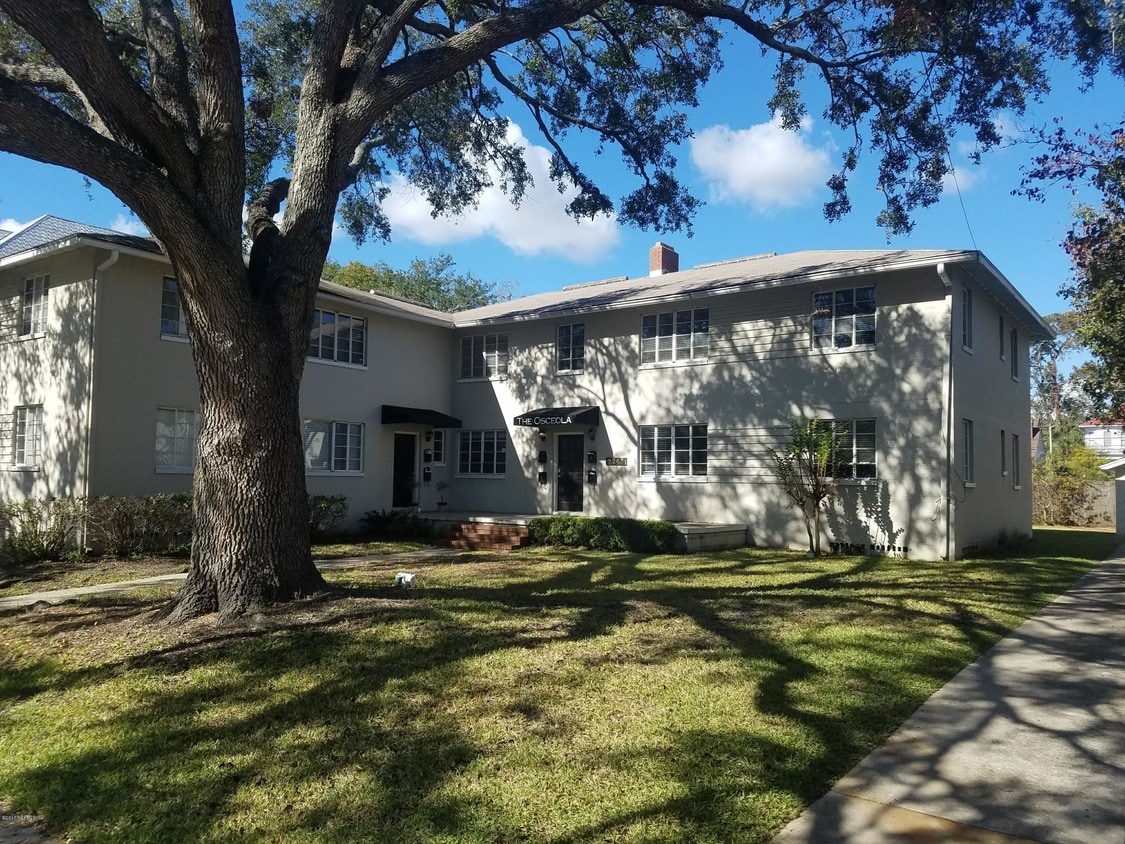 Primary Photo - 2247 Riverside Ave