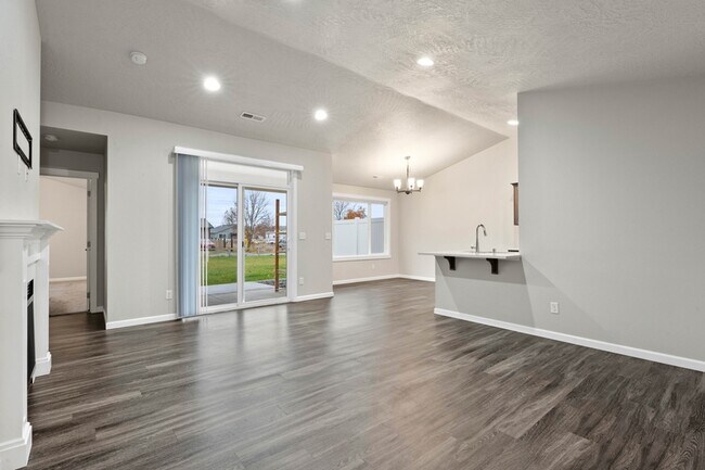 Foto del edificio - 16917 E Knox Ln