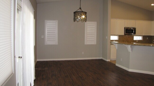 Building Photo - Home in Grand Island Place for Rent