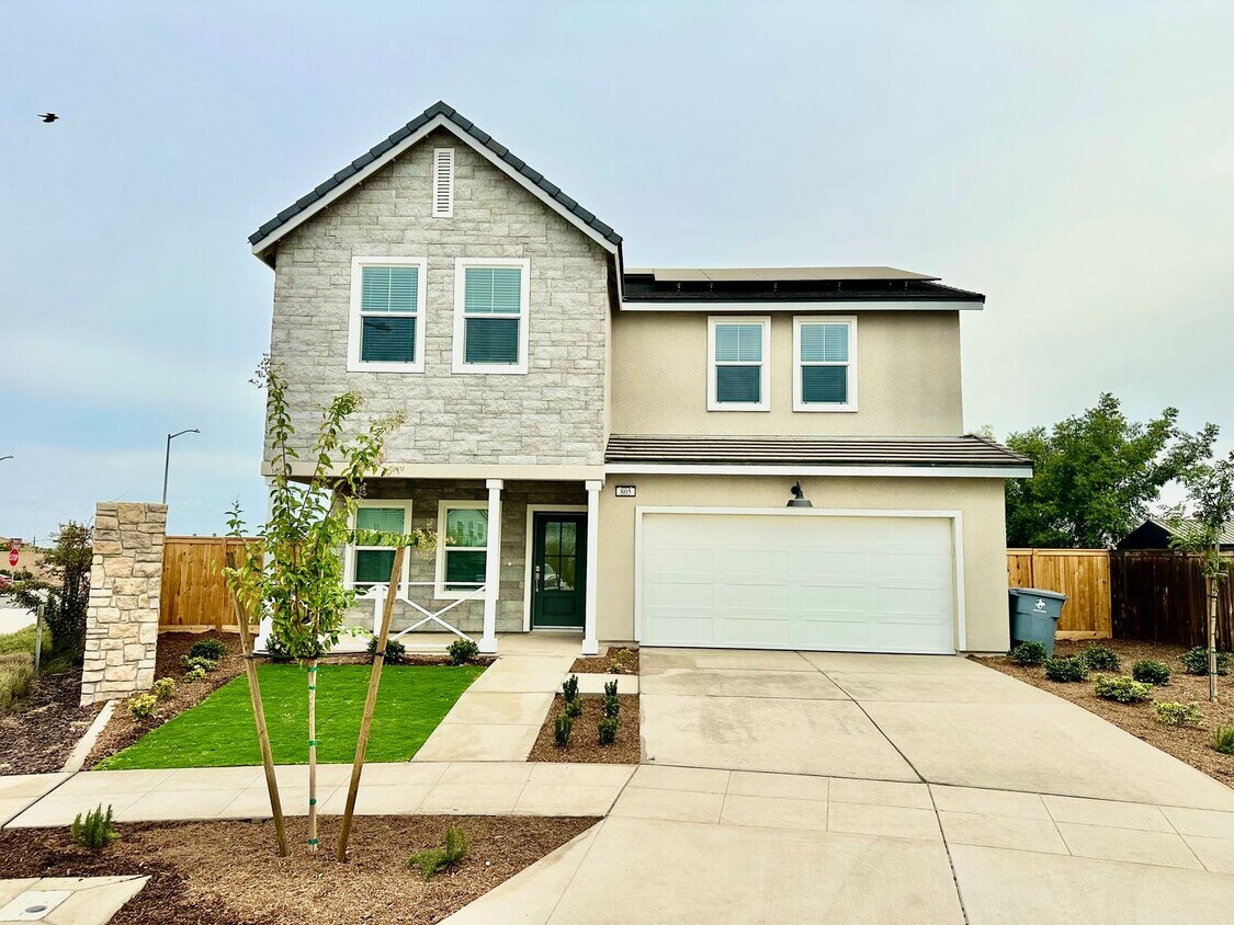 Foto principal - BRAND NEW North Clovis 4/2.5 Lennar