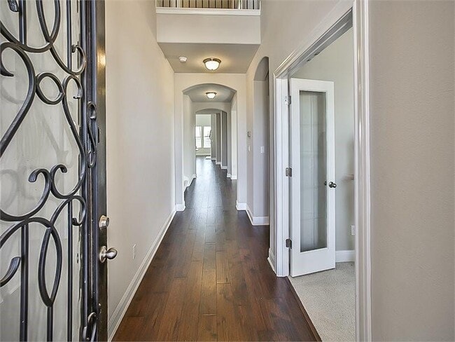 Building Photo - 15601 Cabrillo Way