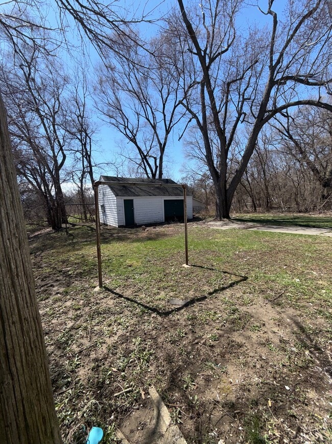 Foto del edificio - 634 Damon St