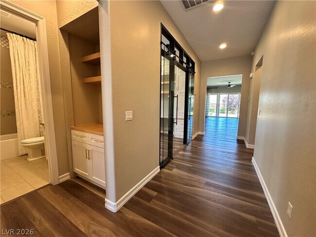 Foto del edificio - 9580 Smiley Creek St