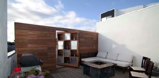 Building Photo - Kapela