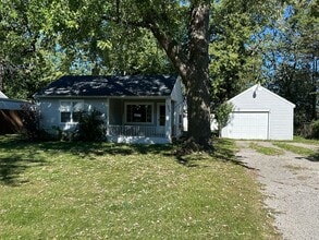 Building Photo - 1922 W Washington Ave