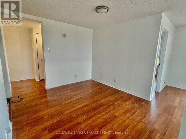 Building Photo - 80 Sandcastle Dr