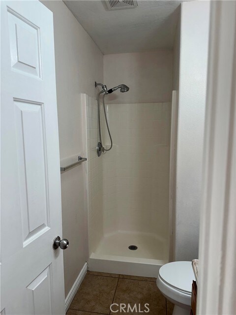 Foto del edificio - 16585 Pine St