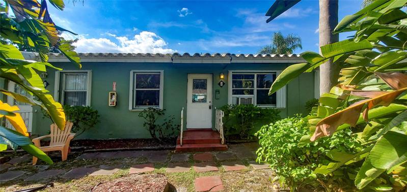 Foto principal - 302 SW 15th St