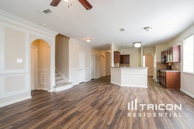Building Photo - 32331 Hunter Park Ct