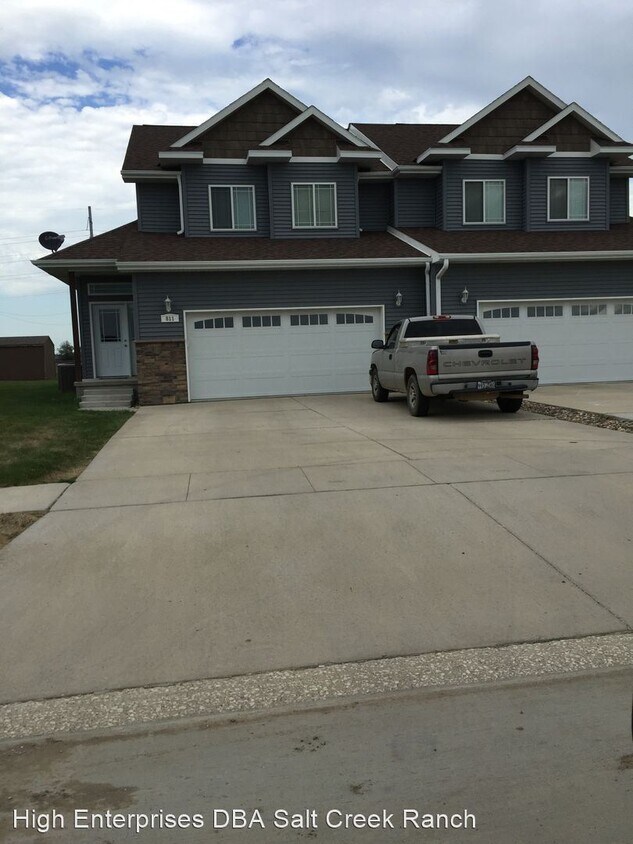 Foto principal - 3 br, 3.5 bath House - 811 coffie farm road