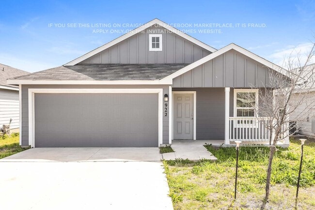Building Photo - 922 Albatross Wy