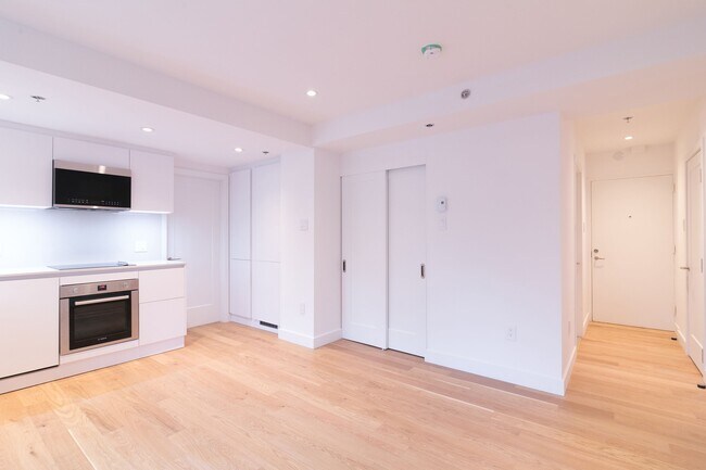 Photo du bâtiment - 3455 Rue Aylmer
