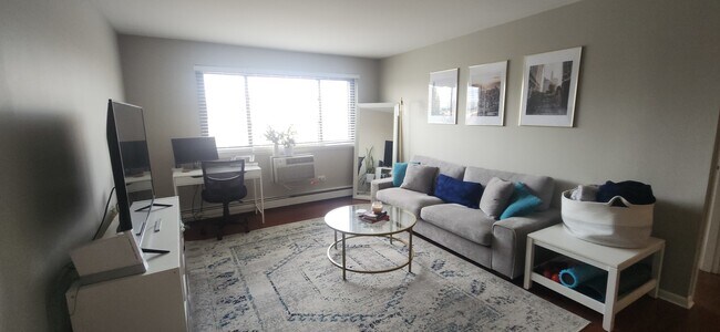 Foto del edificio - 607 W Wrightwood Ave