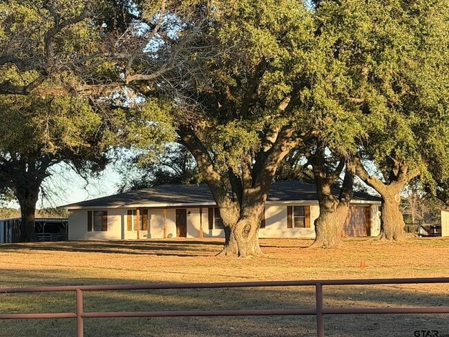 Building Photo - 2529 State Highway 11 W
