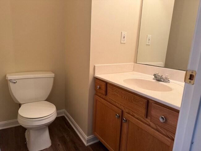 Foto del edificio - 2 bedroom 2.5 bath townhouse