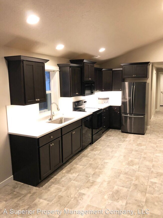 Foto del edificio - 3 br, 2 bath House - 1807 W. Hill Ave