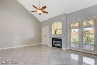 Building Photo - 1842 Bogey Way