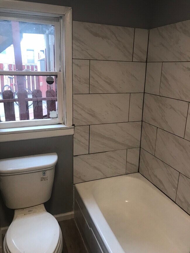 Foto del edificio - 3812 Pier St