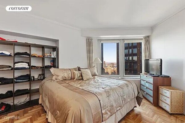 Foto del edificio - 150-156 W 56th St