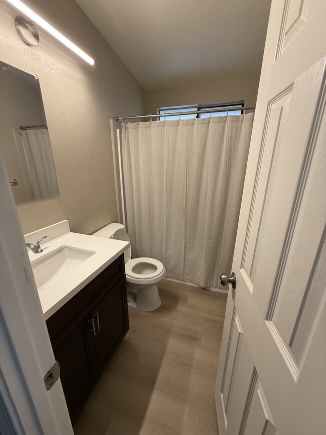 Building Photo - 24992 Cam Del Sol