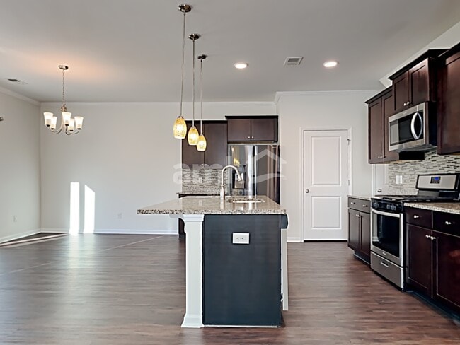 Foto del edificio - 509 Wayton Cir
