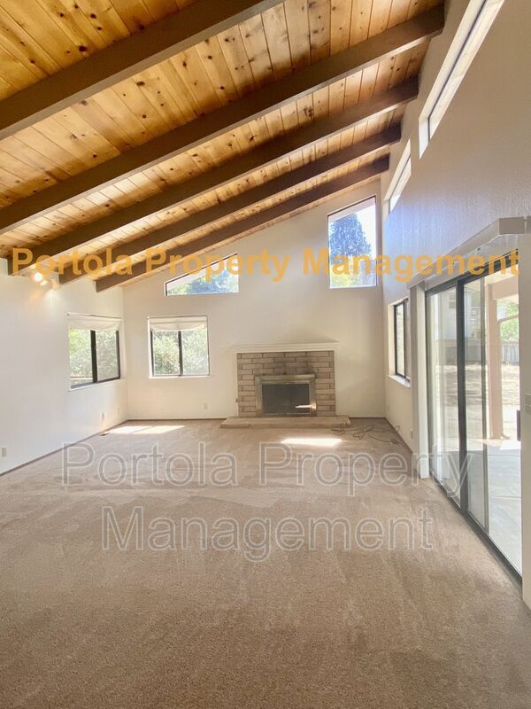 Foto del edificio - 3491 N Main St