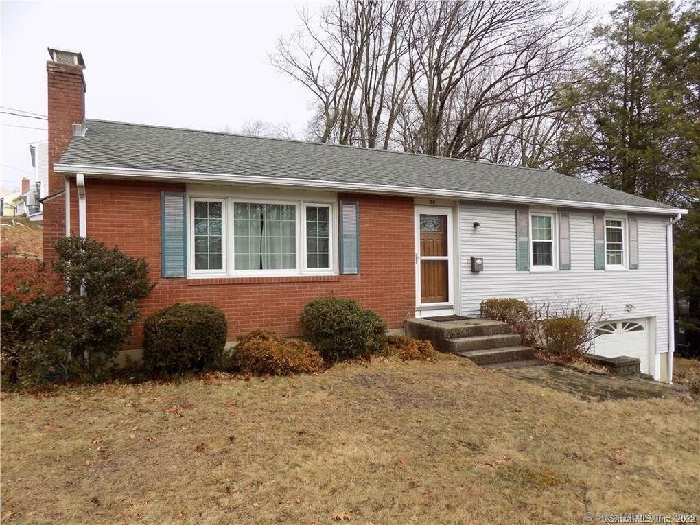 Foto principal - 36 Woodcrest Dr