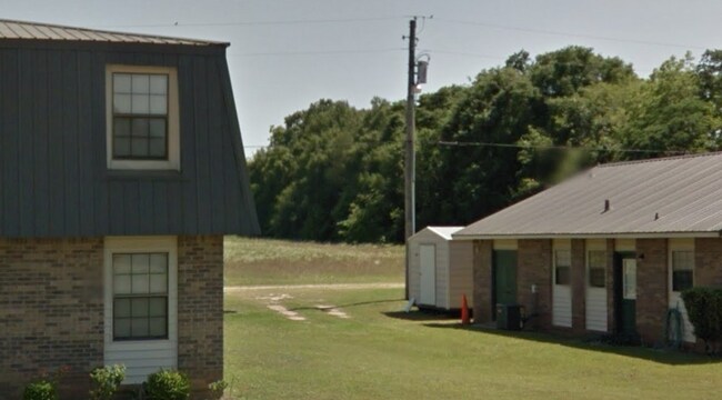 Building Photo - 401 Dogwood-#401 C-9