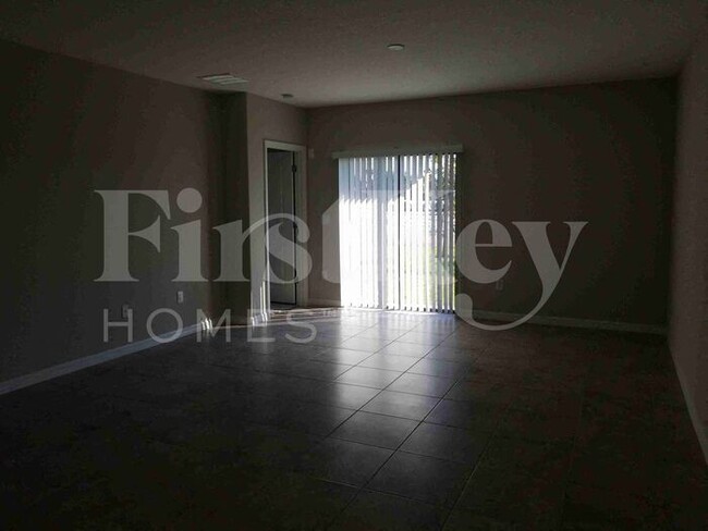 Foto del edificio - 5041 Brickwood Rise Drive