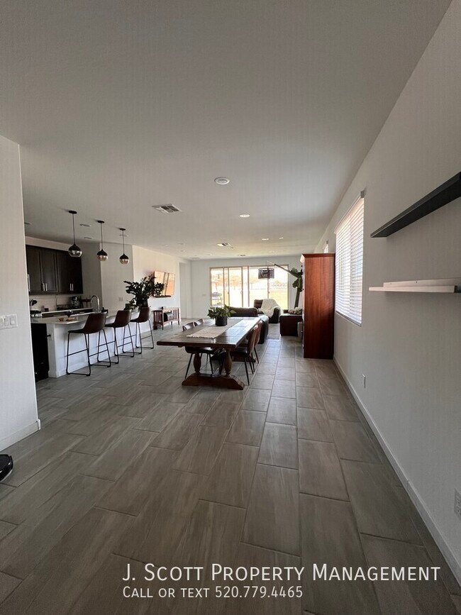 Foto del edificio - 6910 S 12th Pl