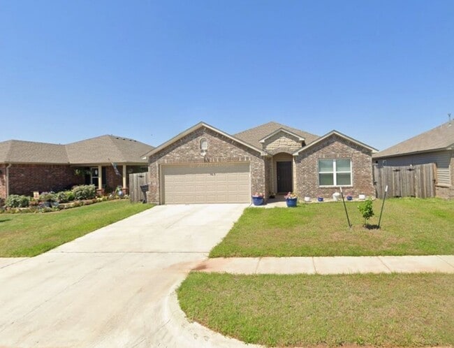 Photo - 1813 Melanie Dr House