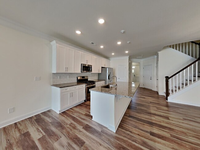 Building Photo - 6422 Keeton Ln