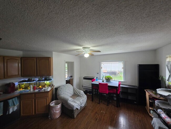 Foto del edificio - KENAI APARTMENT