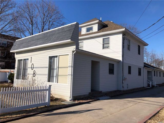 Primary Photo - 108 Maple Ave