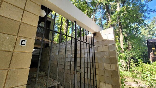 Foto del edificio - 7019 SW 44 Ave