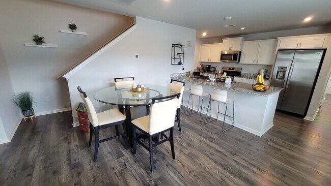 Foto del edificio - 120 Paddock Glen Dr