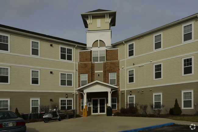 Building Photo - Water Tower Place